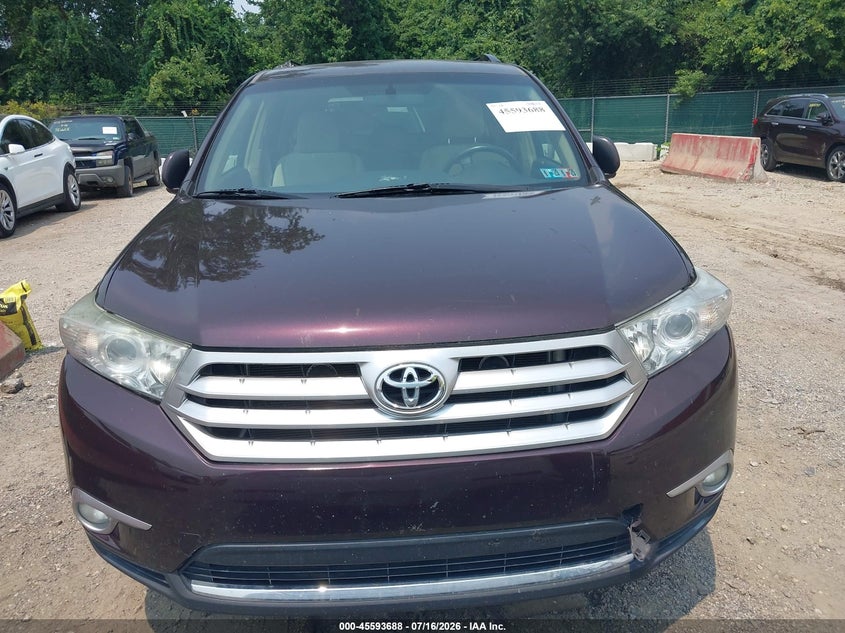2012 Toyota Highlander Base V6 VIN: 5TDBK3EH2CS104655 Lot: 45593688