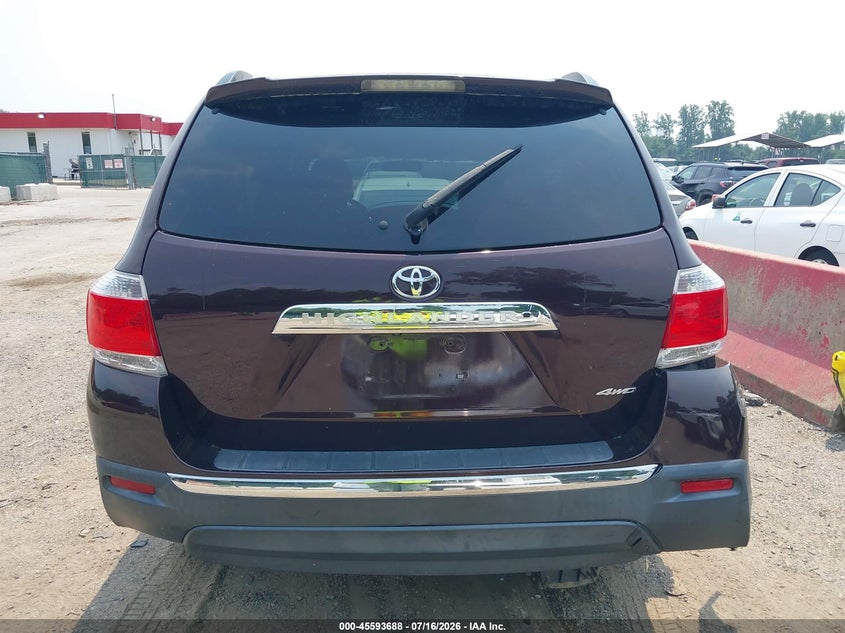 2012 Toyota Highlander Base V6 VIN: 5TDBK3EH2CS104655 Lot: 45593688