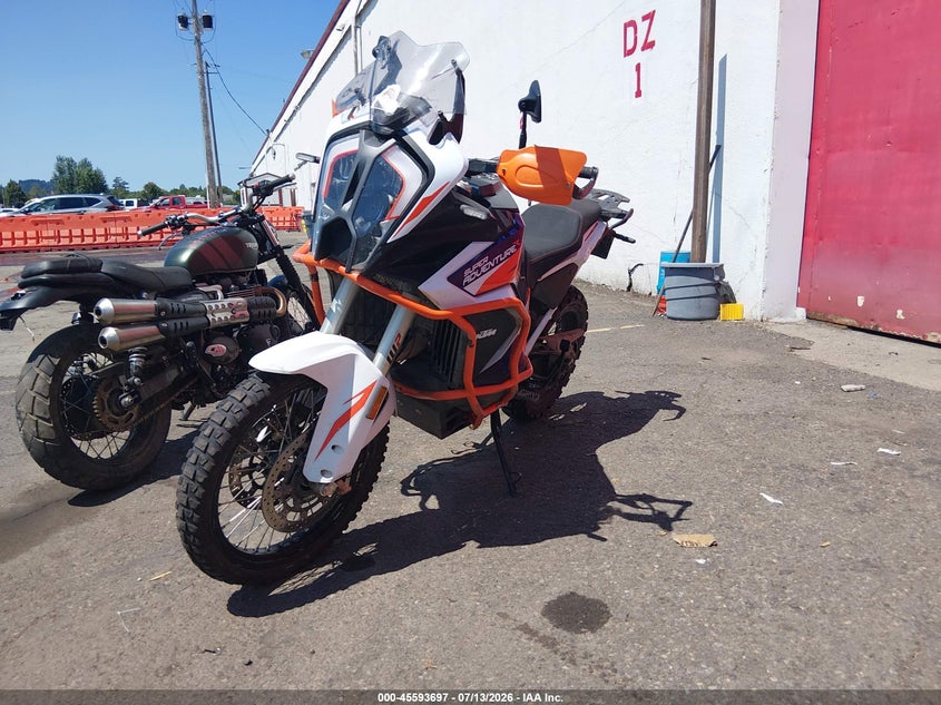 2023 KTM 1290