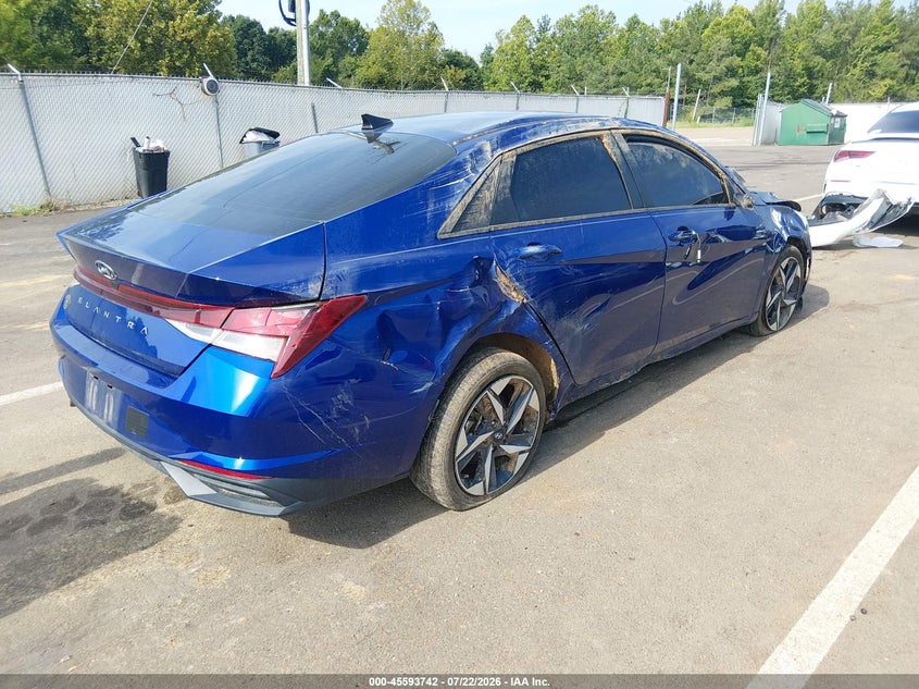 2023 HYUNDAI ELANTRA auction photo 4