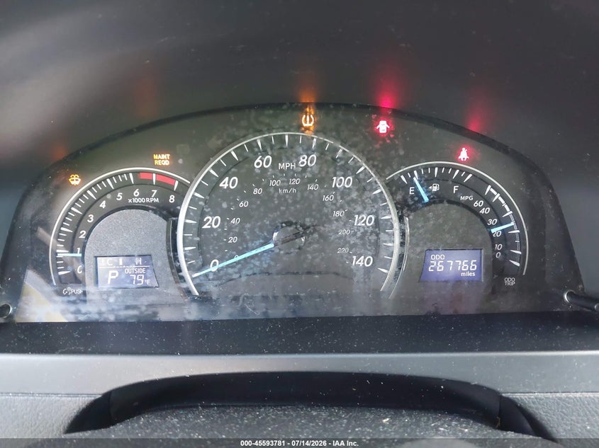 2012 TOYOTA CAMRY auction photo 7