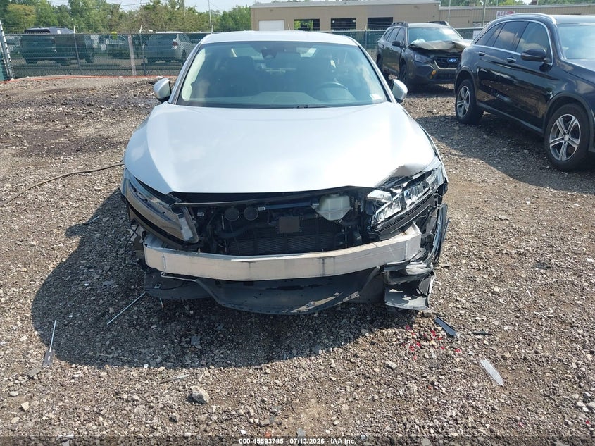 2018 Honda Clarity Plug-In Hybrid Touring VIN: JHMZC5F30JC010507 Lot: 45593785