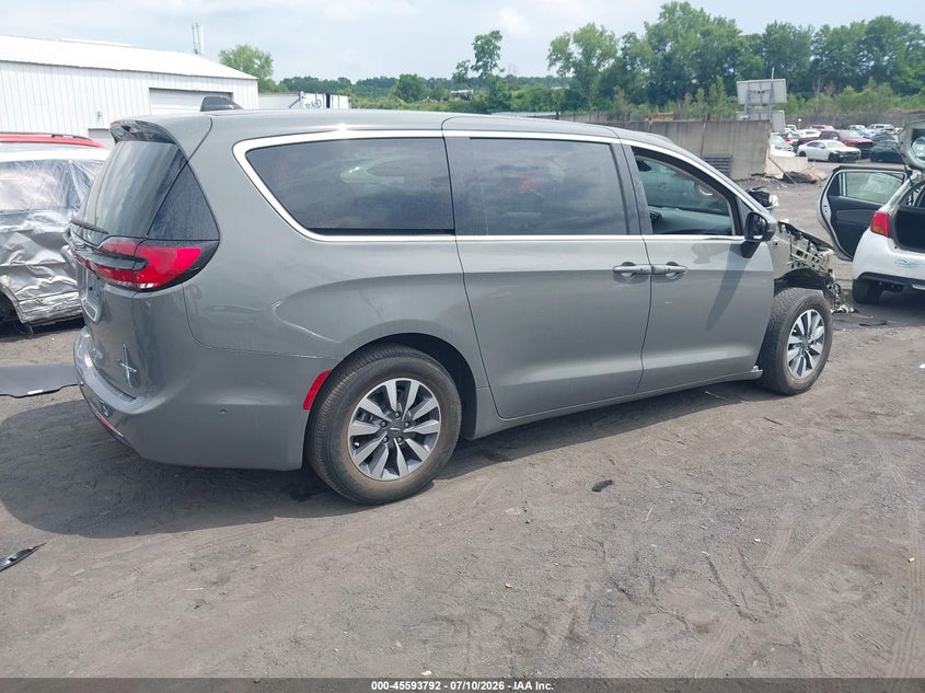 Vin: 2c4rc1l75pr588975, lot: 46092169, chrysler pacifica hybrid touring l 20234