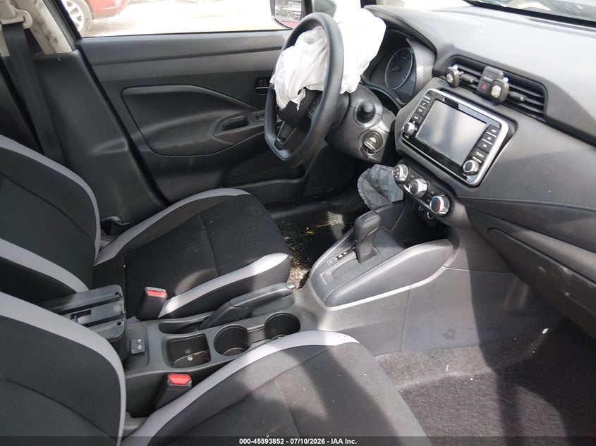2025 NISSAN VERSA auction photo 5