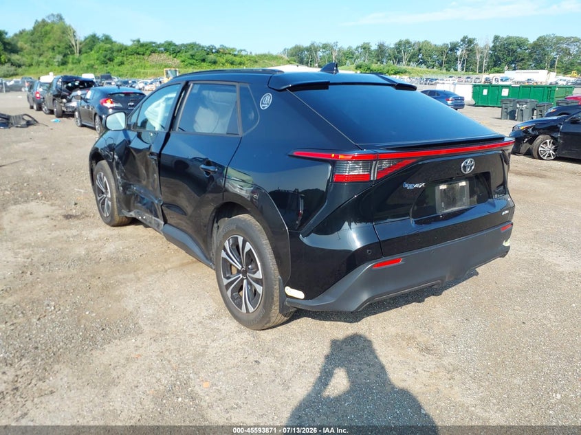 Vin: jtmabaca9pa014069, lot: 46092248, toyota bz4x xle 20233