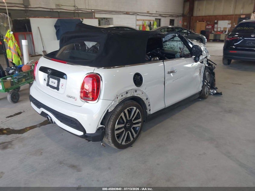 2023 MINI CONVERTIBLE auction photo 4