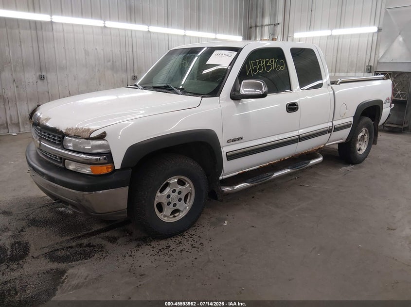 2001 Chevrolet Silverado, Hail, IAAI, VIN 1GCEK19T71E244607 — photo 2