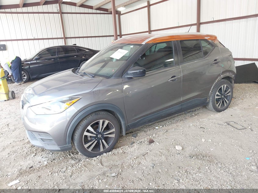 2018 Nissan Kicks Sv, Rear, IAAI, VIN 3N1CP5CU1JL516234 — photo 2