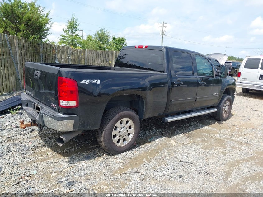2011 GMC SIERRA 2500HD auction photo 4