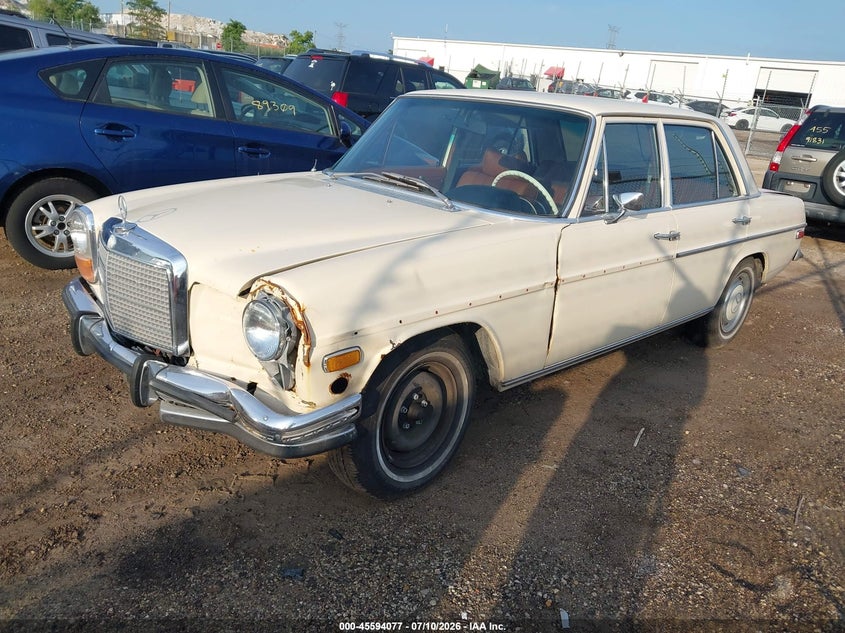 1972 MERCEDES BENZ OTHER auction photo 2