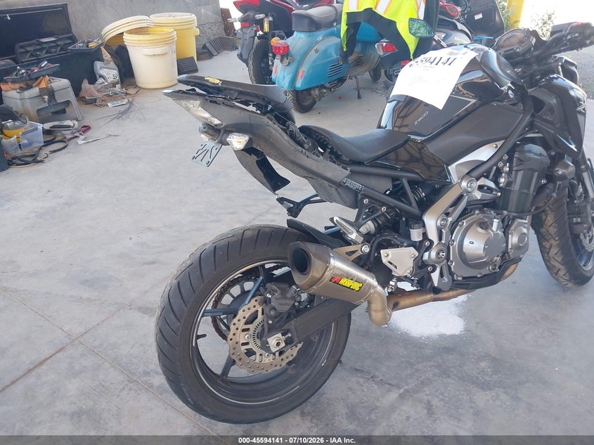 2017 Kawasaki Zr900 VIN: JKAZR2A17HDA17931 Lot: 45594141