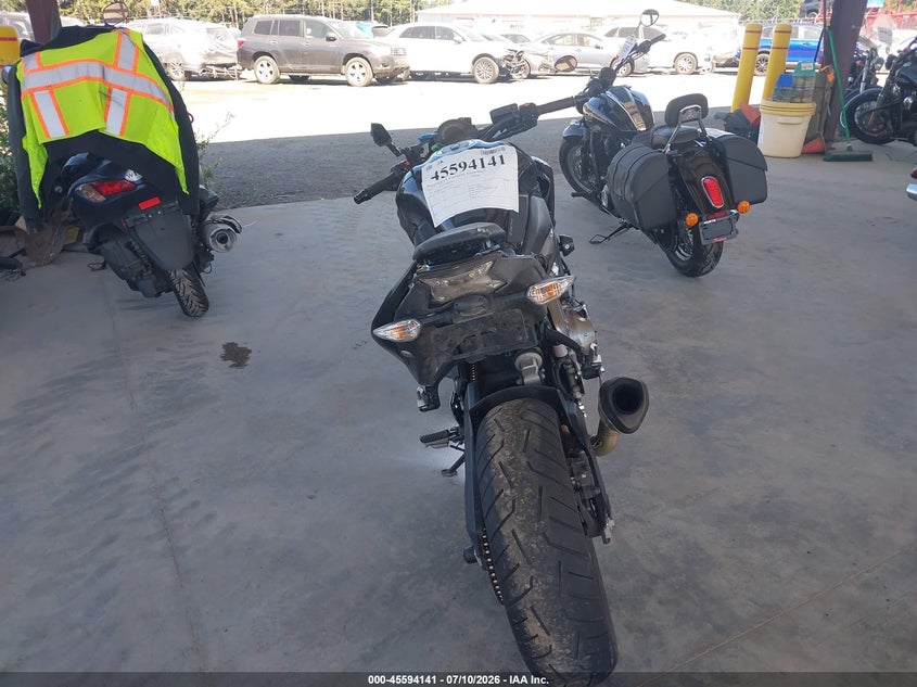2017 Kawasaki Zr900 VIN: JKAZR2A17HDA17931 Lot: 45594141