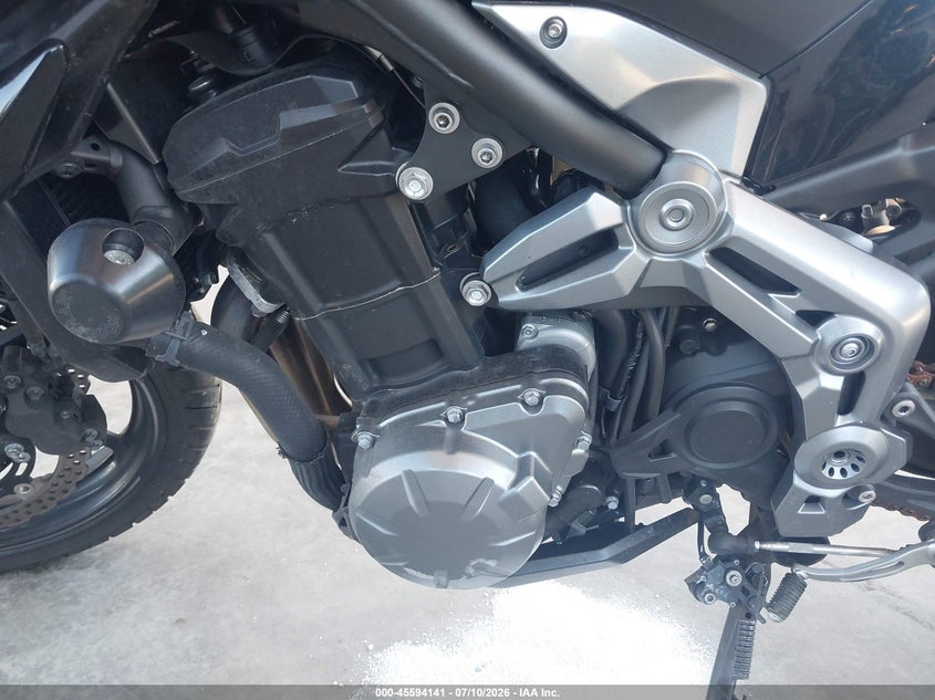 2017 Kawasaki Zr900 VIN: JKAZR2A17HDA17931 Lot: 45594141