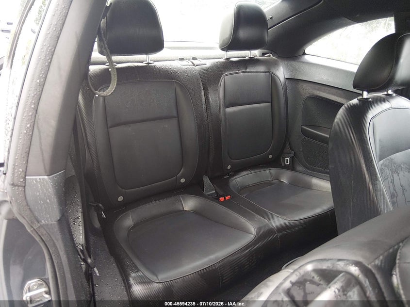 2014 Volkswagen Beetle 2.5L VIN: 3VWJP7AT1EM630953 Lot: 45594235