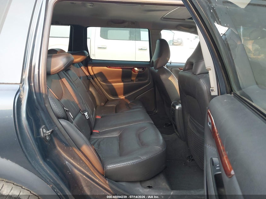 2005 Volvo Xc70 2.5T A Awd/2.5T A Awd Sr VIN: YV1SZ592451190512 Lot: 45594239