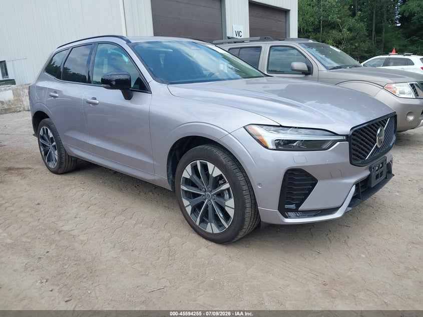 VOLVO XC60 - zdjęcie 1