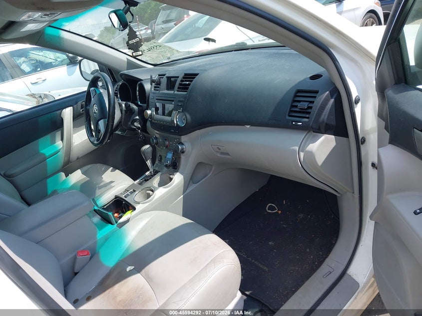 2012 TOYOTA HIGHLANDER auction photo 5