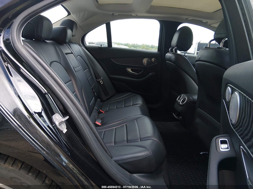 MERCEDES-BENZ C 300 - zdjęcie 8