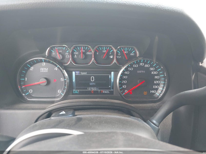 CHEVROLET SUBURBAN - zdjęcie 15