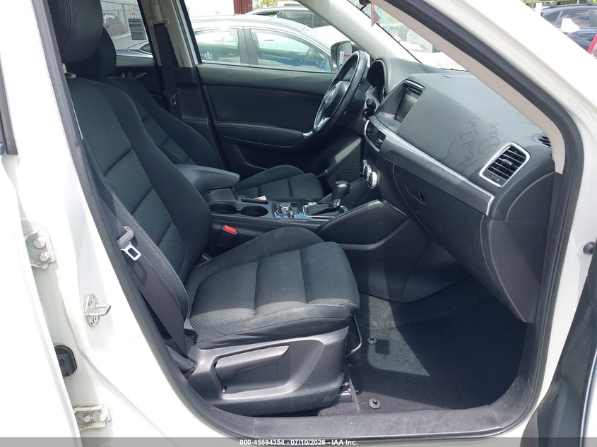 2016 MAZDA CX-5 auction photo 5