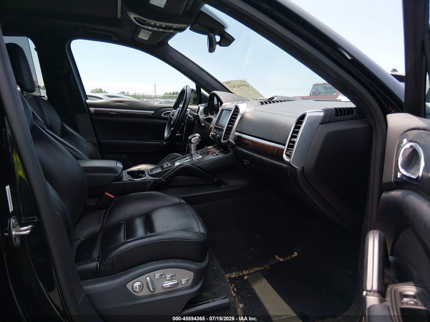 PORSCHE CAYENNE - zdjęcie 5