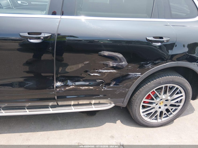 PORSCHE CAYENNE - zdjęcie 6