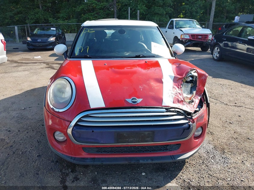 2015 Mini Hardtop Cooper VIN: WMWXS5C53FT827461 Lot: 45594366