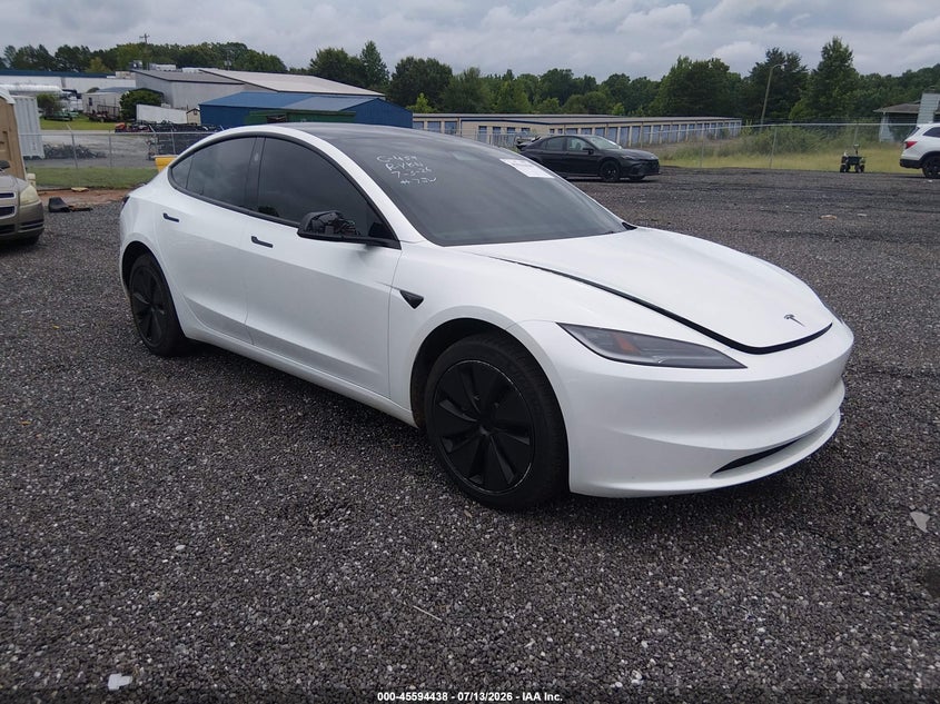 2026 TESLA MODEL 3 PREMIUM REAR-WHEEL DRIVE/REAR-WHEEL DRIVE