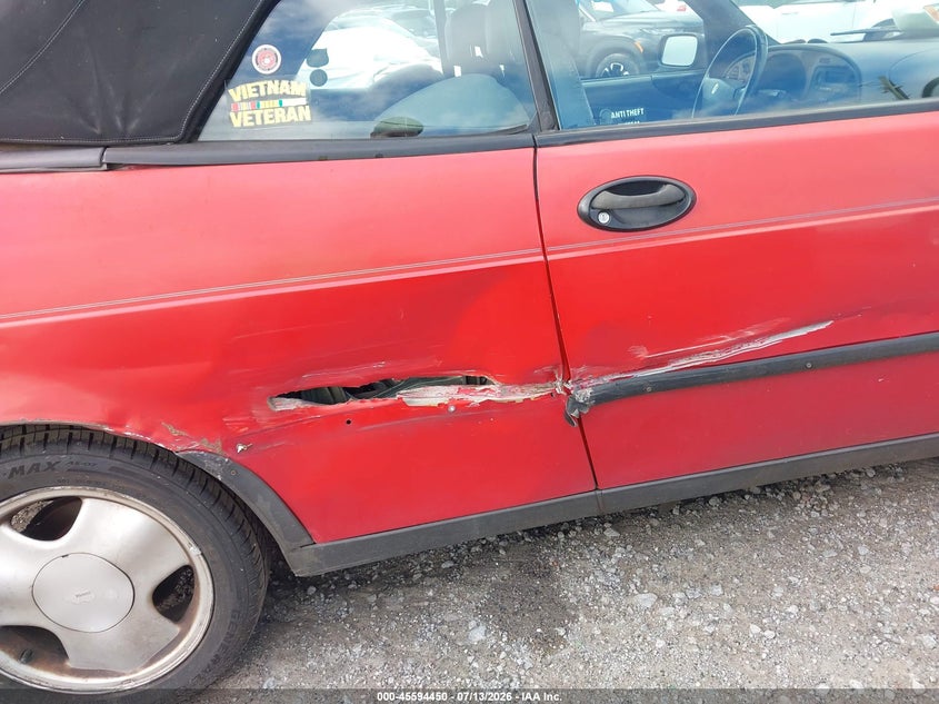 1995 SAAB 900 auction photo 6