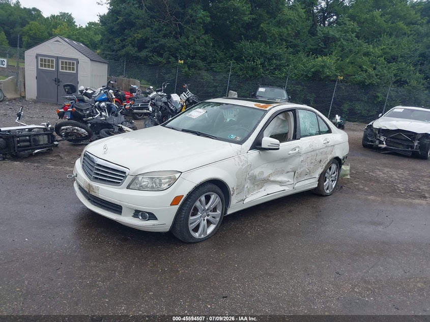 2010 Mercedes-Benz C 300 Luxury 4matic WDDGF8BB9AF458263 photo 1