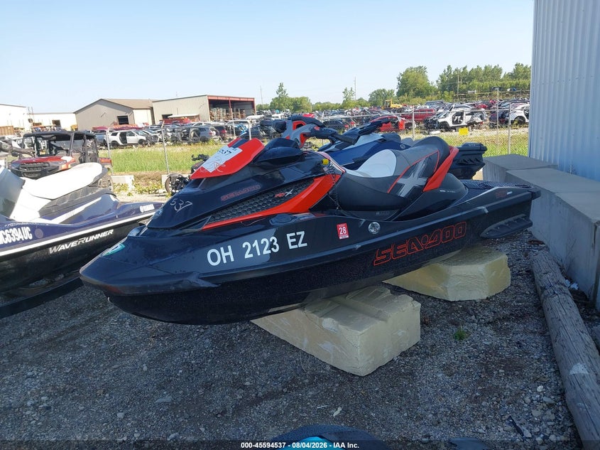 2010 SEA DOO RXT-300 auction photo 2