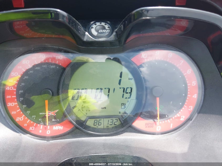 2010 SEA DOO RXT-300 auction photo 7