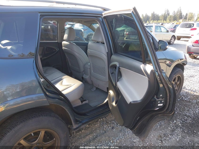 2011 TOYOTA RAV4 auction photo 8