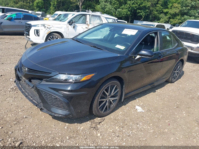 2021 Toyota Camry Se, Front End, IAAI, VIN 4T1G11AK3MU426843 — photo 2