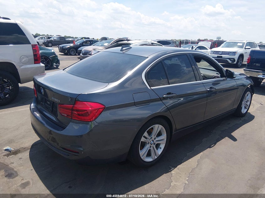 Vin: wba8b9c56jee81501, lot: 46092986, bmw 330i 20184