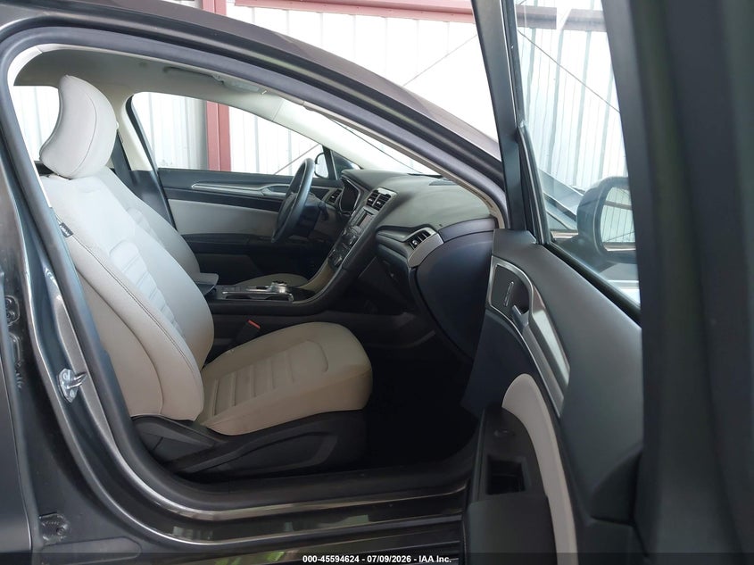 2018 FORD FUSION HYBRID auction photo 5