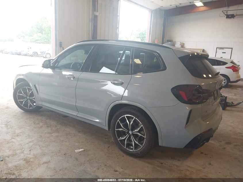 2022 BMW X3 auction photo 3