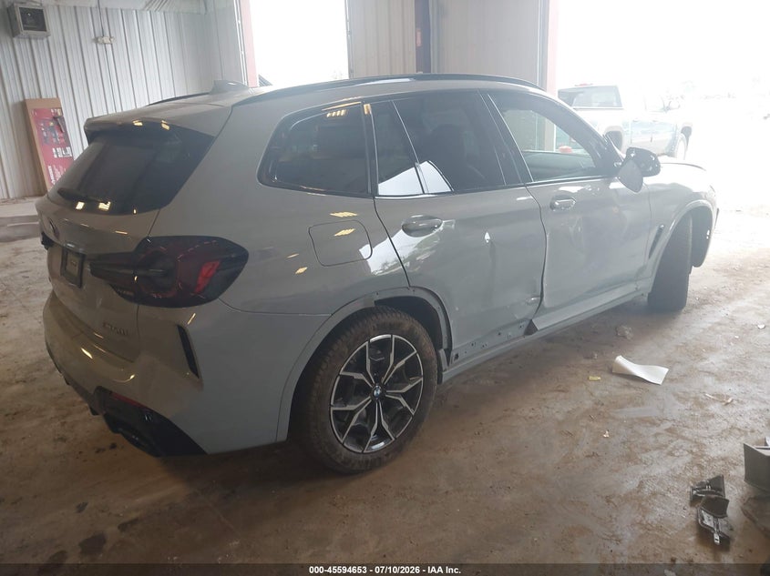 2022 BMW X3 auction photo 4