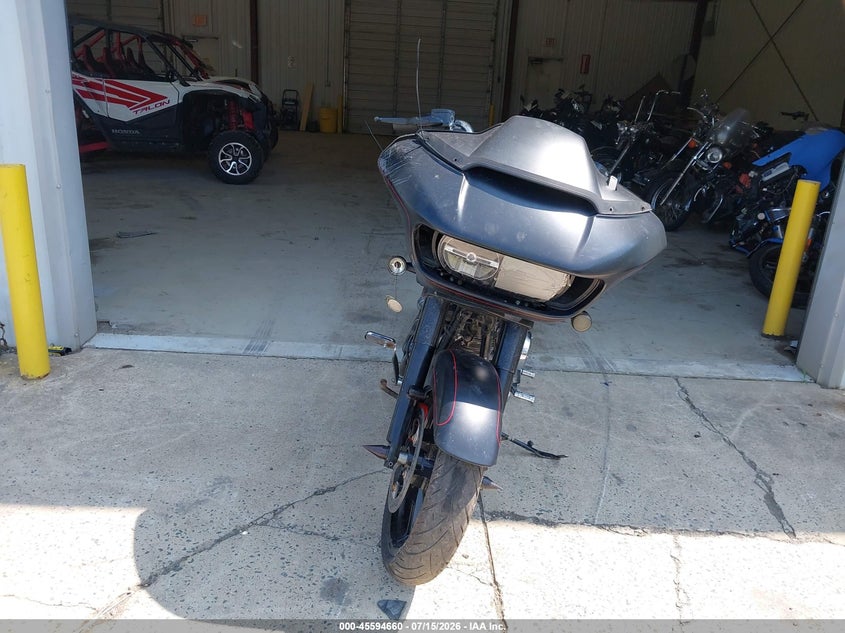 2015 Harley-Davidson Fltrxs Road Glide Special VIN: 1HD1KTM11FB617082 Lot: 45594660