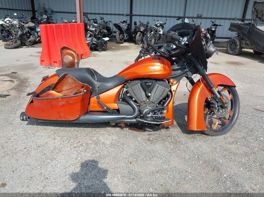 2017 Victory Motorcycles Cross Country VIN: 5VPXDAAA3H3057790 Lot: 45594676