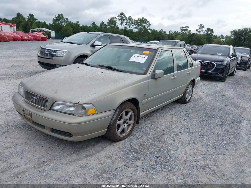 YV1LS61J7Y2648091 2000 Volvo S70 Se photo 1