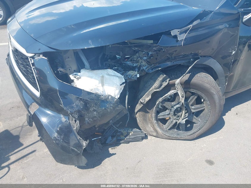 2024 TOYOTA HIGHLANDER auction photo 6