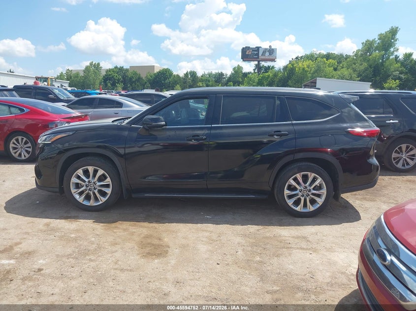 TOYOTA HIGHLANDER - zdjęcie 15