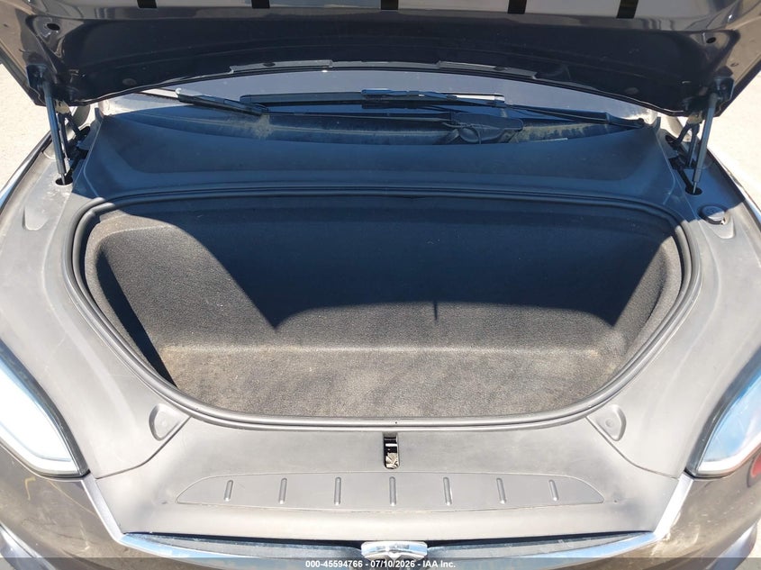 2019 Tesla Model X P100D/Performance VIN: 5YJXCDE48KF182043 Lot: 45594766