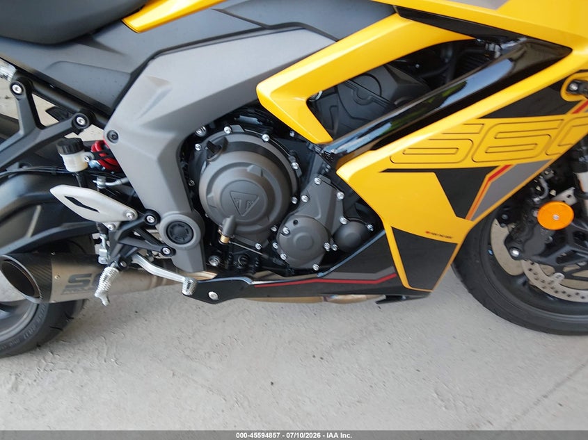 2026 TRIUMPH MOTORCYCLE DAYTONA auction photo 8