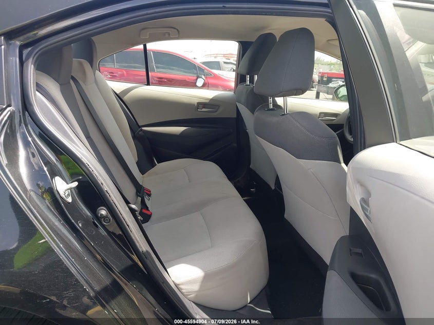 2020 TOYOTA COROLLA auction photo 8