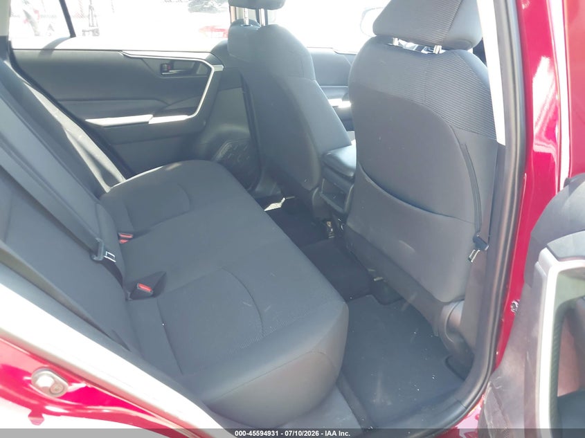 VIN 2T3F1RFV1MW225169 2021 TOYOTA RAV4 LE