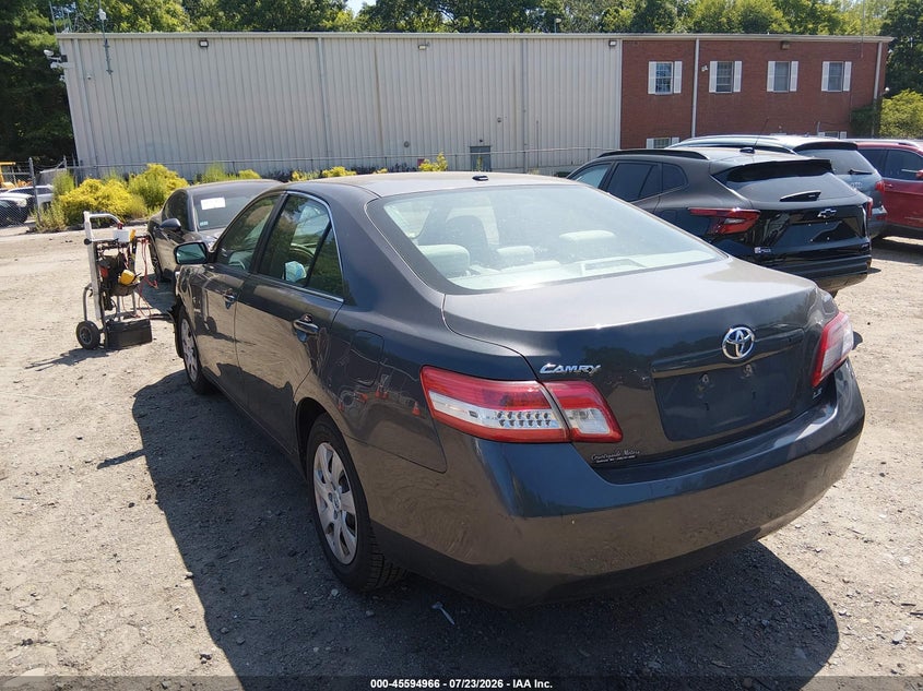 2011 TOYOTA CAMRY auction photo 3