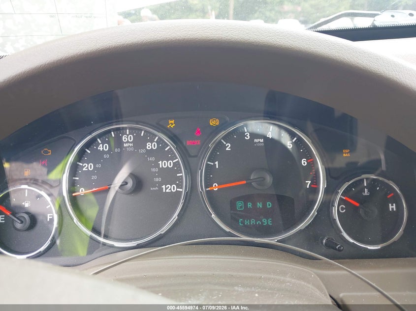 2010 JEEP LIBERTY auction photo 7