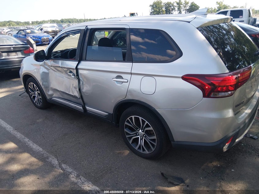 2018 Mitsubishi Outlander Es/Le/Se/Sel VIN: JA4AZ3A31JZ070912 Lot: 45595059